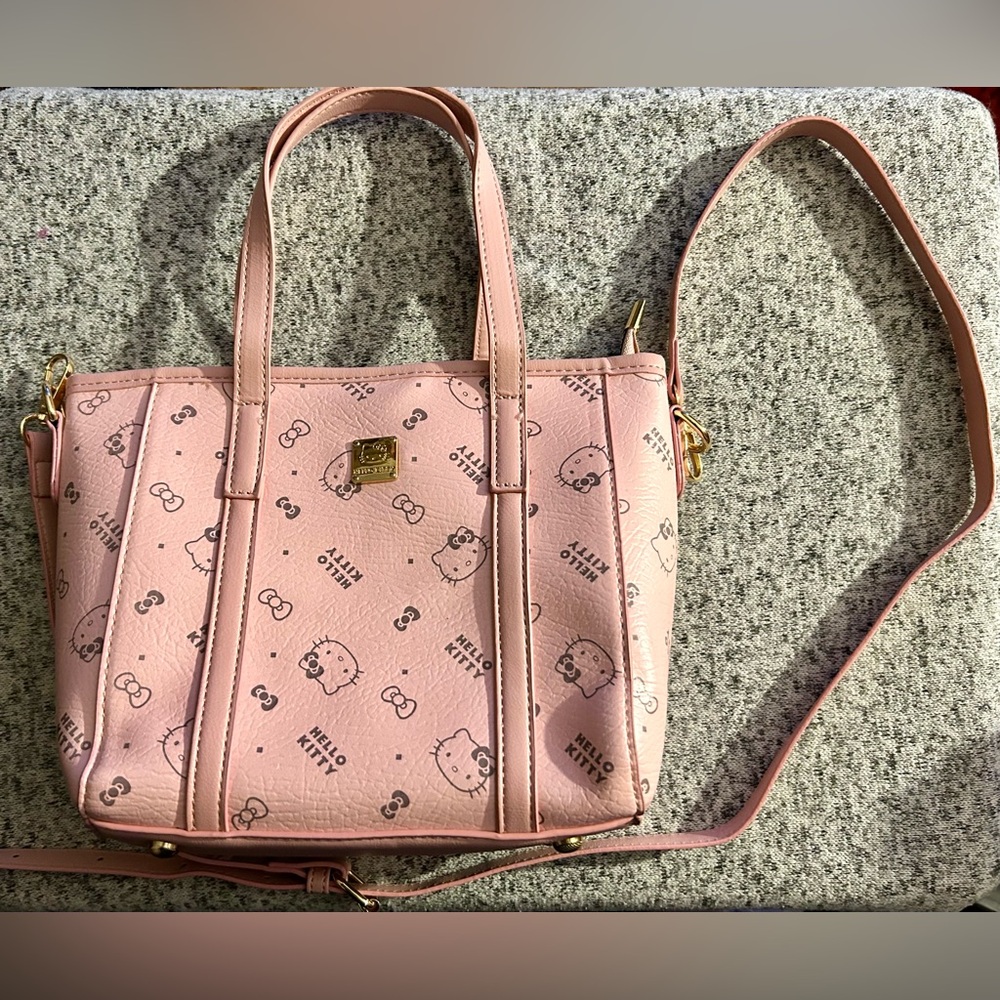 Sanrio Hello Kitty Pink Gold Hardware Handbag Shoulder Bag